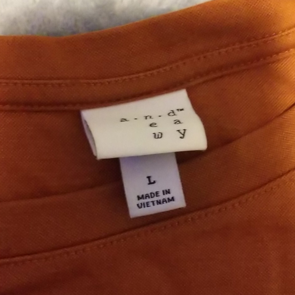 Shirt - Picture 2 of 2